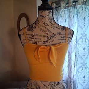 Hollister Ribbed Crop Top